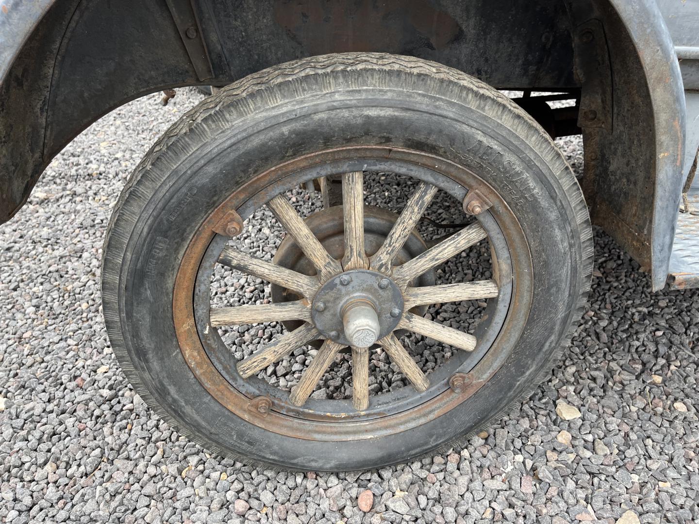 ./imagenes/INVOICE/2019/18028/Tin Lizzie (4).JPG